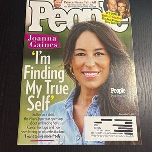 People Magazine November 14 2022 - Joanna Gaines, Fixer Upper